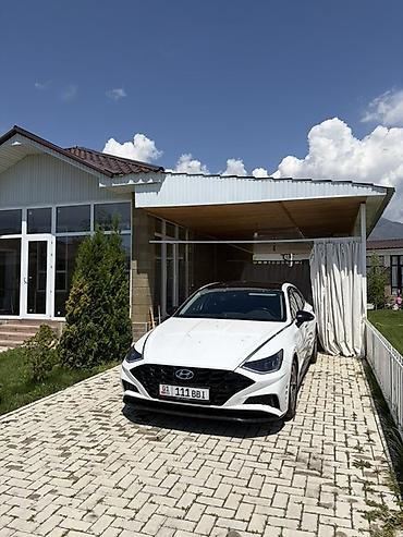 Hyundai Sonata: 2021 г., 1.6 л, Автомат, Бензин, Седан