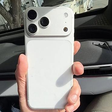 samsung flip3: IPhone 17 Pro Max, 256 ГБ, белый АКБ 100% 66 циклов Состояние ближе — 1