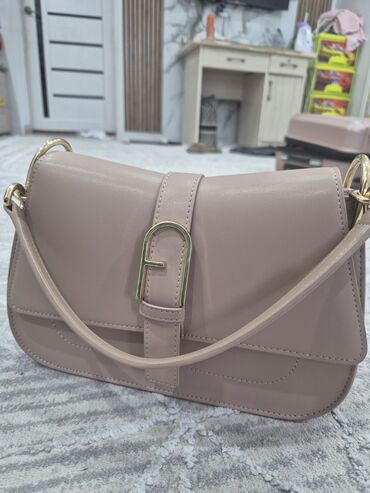 сумка женская багет: Сумка Furla, модель на плечо/кросс-боди в пудрово-розовом оттенке