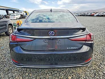 inter: Lexus ES: 2022 г., 2.5 л, Автомат, Гибрид — 6