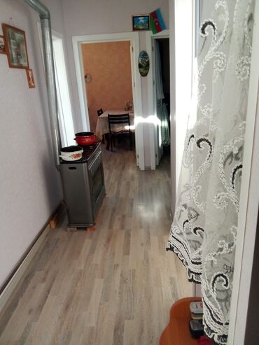 Həyət evləri və villaların satışı: 3 otaqlı, 97 kv. m, Orta təmir — 9