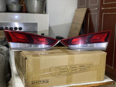 Стоп-сигналы: Другой вид стоп-сигнала Hyundai 2018 г., Б/у, Оригинал