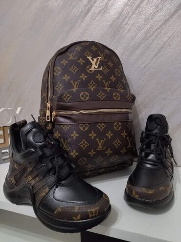 Women's Sneakers and athletic shoes: 39 — 9