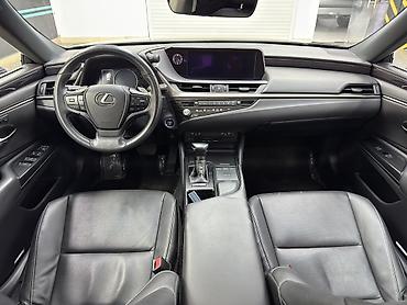 Lexus: Lexus ES: 2021 г., 2.5 л, Вариатор, Гибрид, Седан — 9