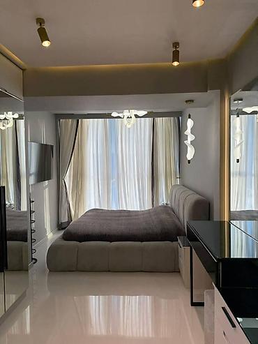 Mənzil kirayələyirəm: İcarəyə verilir 4 otaqlı yeni tikili 142 m², 28 May m. Kateqoriya — 21