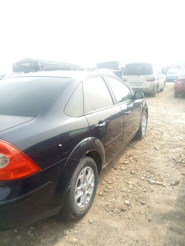 киа с: Ford Focus: 2007 г., 1.6 л, Механика, Бензин, Седан