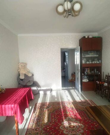 Köhnə tikili: Bakı, Bülbülə qəs., 3 otaqlı, Köhnə tikili, 100 kv. m — 2