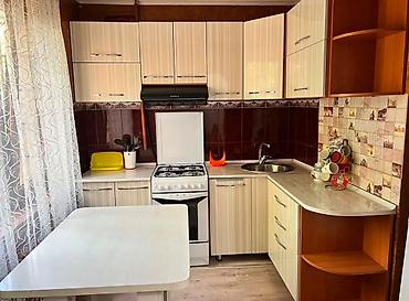 104: 3 комнаты, 64 м², 7 мкр 104 серия, 1 этаж — 4