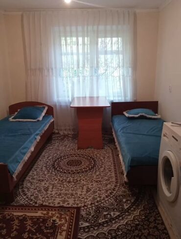 самые дешёвые квартиры: 1 бөлмө, 14 кв. м, Жатакана жана мейманкана түрүндө, 2 кабат