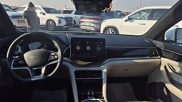 BYD: BYD Song Plus: 2024 г., 1.5 л, Гибрид, Кроссовер — 6