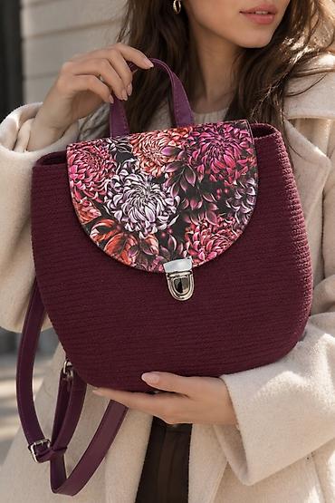 рюкзак valentino: Стильный городской рюкзак бордового цвета с декоративным клапаном в — 1