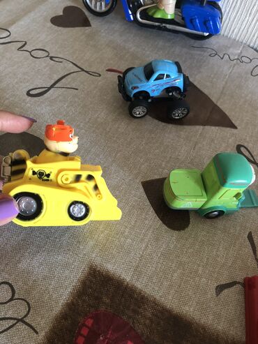 Oyuncaqlar: 13 azn hamisi — 17