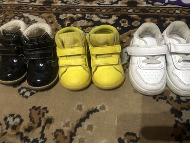 обувь 19 размер: Продаю детскую обувь Черные демесизонки на осеньновые размер