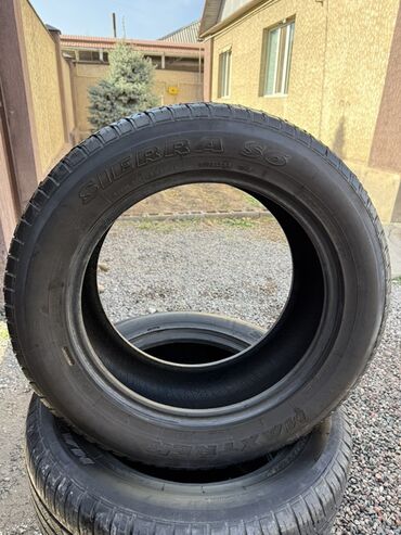 купить шины максис в бишкеке: Шины R 18, Зима, Б/у, Комплект, Легковые, Maxtrek