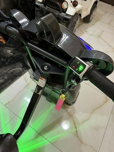 pedallı maşın: Uşaq üçün elektrikli əyləncə skeyti – robot dizaynlı drift kart — 4