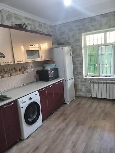 evler satisi: 4 otaqlı, 180 kv. m, Orta təmir — 8