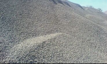 шебень песок: Отсев,цемент,песок, щебень. Мешками и машинами до 25 тон