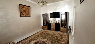 Долгосрочная аренда домов: 300 м², 8 комнат — 9