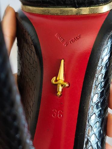 ysl ayaqqabı: Tuflilər, Ölçü: 36, rəng - Qara, İşlənmiş — 10