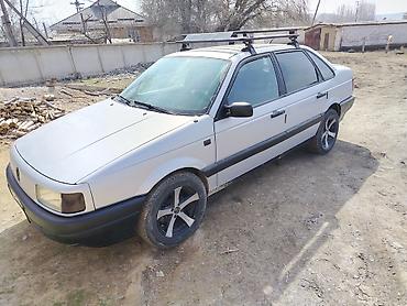 Volkswagen: Volkswagen Passat: 1993 г., Седан — 3