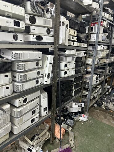 Proyektorlar: İşlənmiş Proyektor Epson, Pulsuz çatdırılma, Rayonlara çatdırılma, Ünvandan götürmə — 4