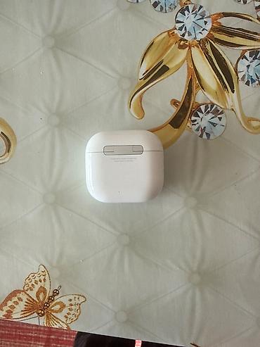 aydin 5s: Airpods4 100 azn bir aydi alinib — 1