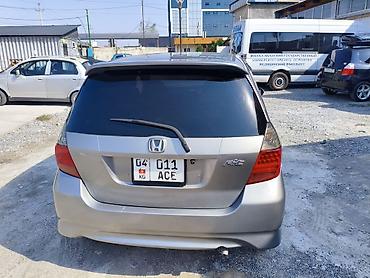 продаю люк: Honda Fit: 2002 г., 1.5 л, Вариатор, Бензин, Хэтчбэк — 10