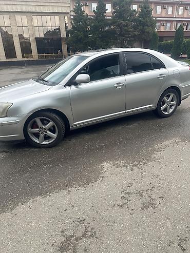 jac s7: Toyota Avensis: 2003 г., 2 л, Автомат, Бензин, Лифтбек — 2