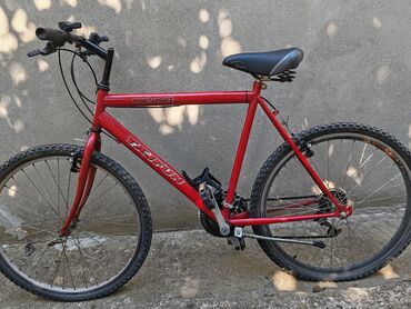 satori za devojcice: Mauntinbike, crvene boje, malo vožen, garažiran. Cena-dogovor