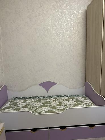Мебель: Детская односпальная кровать, Б/у, Для девочки, С матрасом, Самовывоз — 4
