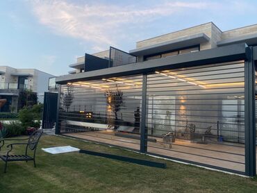jaluz qapı: Jalüz qapılar Alüminium
