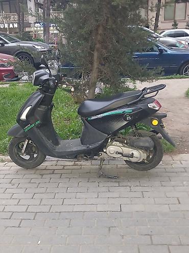 zigzag one 50cc blue: Şəhər içi hərəkət üçün praktik skuter • Model: ZigZag (gövdədə və — 2