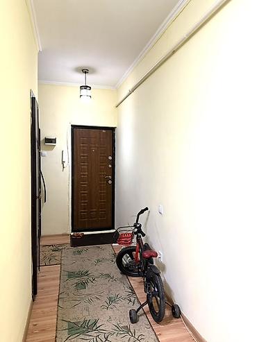 цум гум: 1 комната, 44 м², ул. Алматинка / Салиева 106 серия улучшенная, 1 этаж, Свежий ремонт — 10