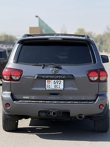 секуа: Toyota Sequoia: 2021 г., 5.7 л, Автомат, Бензин, Внедорожник — 6