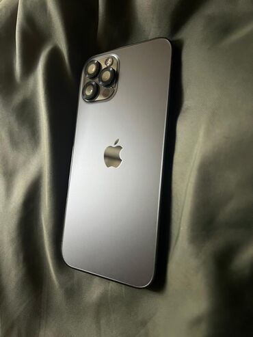 Apple iPhone: IPhone 12 Pro, Б/у, 128 ГБ, Graphite, Чехол, Кабель, 81 %