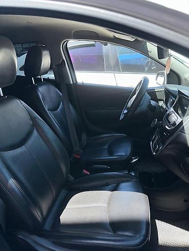 спарк м300: Chevrolet Spark: 2016 г., 1 л, Автомат, Бензин, Хэтчбэк — 7