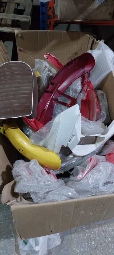 Panellər, şitlər: Dəyərli izləyicilər motosiklet üçün yeni ehtiyat hissələri tapılmayan — 13