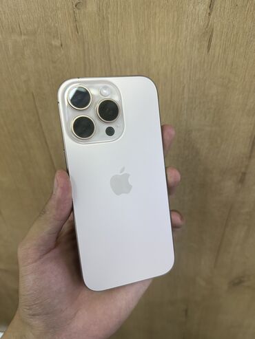 iphone kg: IPhone 16 Pro, Б/у, 256 ГБ, Desert Titanium, Зарядное устройство, Защитное стекло, Чехол, 100 %