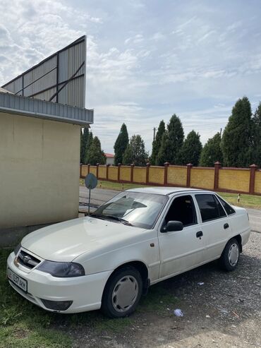 Daewoo: Daewoo Nexia: 2013 г., 1.5 л, Механика, Бензин, Седан