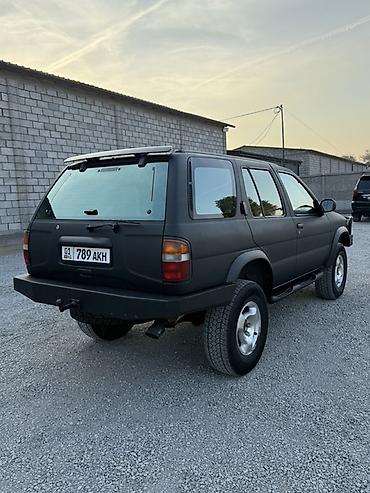 35 колеса: Nissan, 1999 г., цвет - Черный, Б/у — 8