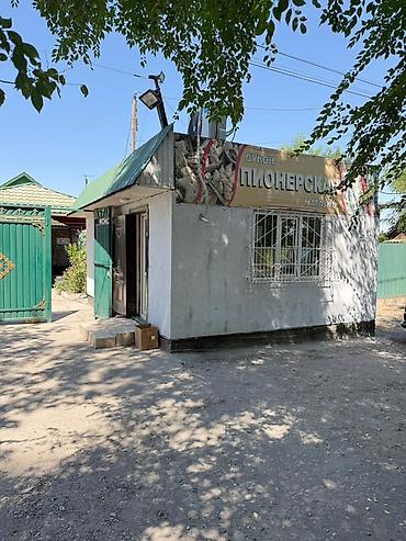 дом с бизнесом: 🏡 Продаётся участок 16 соток с двумя домами и действующим магазином — 5