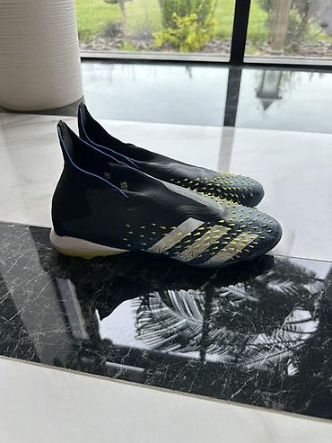 Бутсы: Срочно продаю Футбольные бутсы adidas Predator - Серия: Predator - — 3