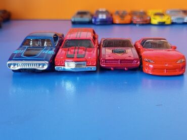 usaq masni: Original Hot Wheels oyuncag maşinlari.Ideal veziyyetde.Hamisi bir