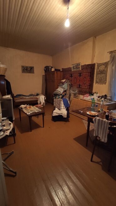 Köhnə tikili: Bakı, 3 otaqlı, Köhnə tikili, m. İçərişəhər, 60 kv. m — 2