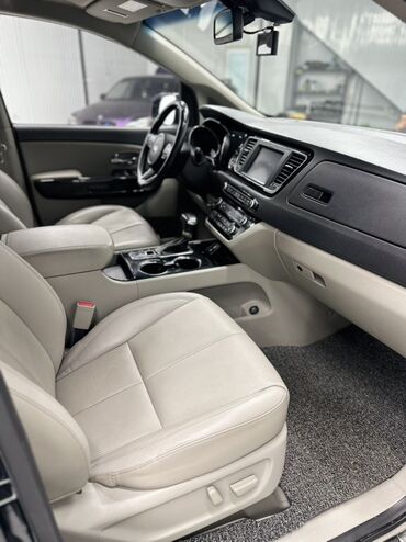 Kia: Kia Carnival: 2018 г., 2.2 л, Автомат, Дизель, Минивэн — 15
