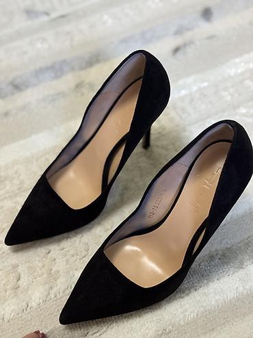 Туфли: Девочки, продаю туфли Эти туфли заслуживают выходить в свет Все в at lalafo.kg — 14 Туфли: Девочки, продаю туфли Эти туфли заслуживают выходить в свет Все в — 14