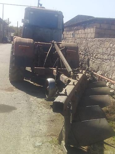 Motobloklar: Salam bu traktor satılır heç bir problemi yoxdur traktor zərdab — 10