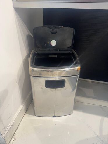 Sifarişlə ofis kresloları: Yuxarıda göstərilən bütün mebellərin ümumi qiyməti 1800 AZN təşkil — 4