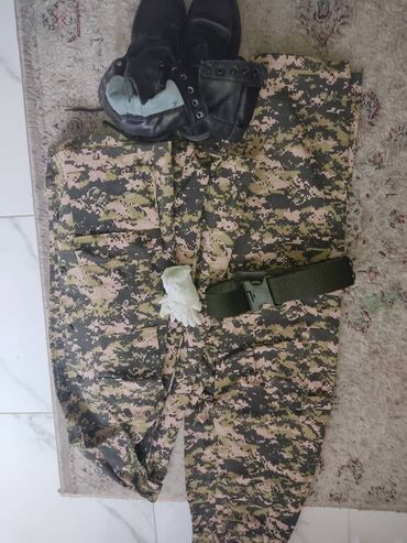 Спецодежда: Срочно продаются комплект военной формы!