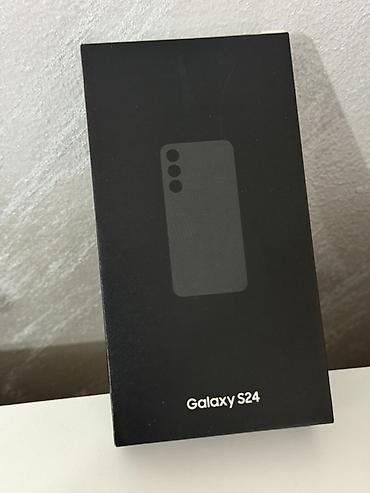 Samsung: Samsung Galaxy S24 - Model: Galaxy S24 - Boja: crna/grafit (vidljivo — 1